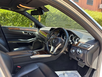 Used Mercedes-Benz E Class 2015 for sale - 79090473: Photo