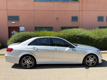 Used Mercedes-Benz E Class 2015 for sale - 79090473: Photo