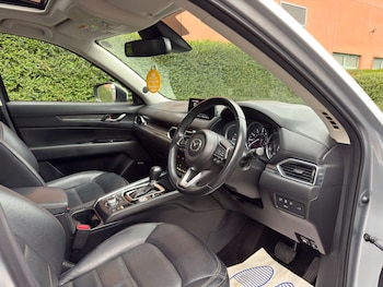 Used Mazda CX-5 2019 for sale - 79090465: Photo