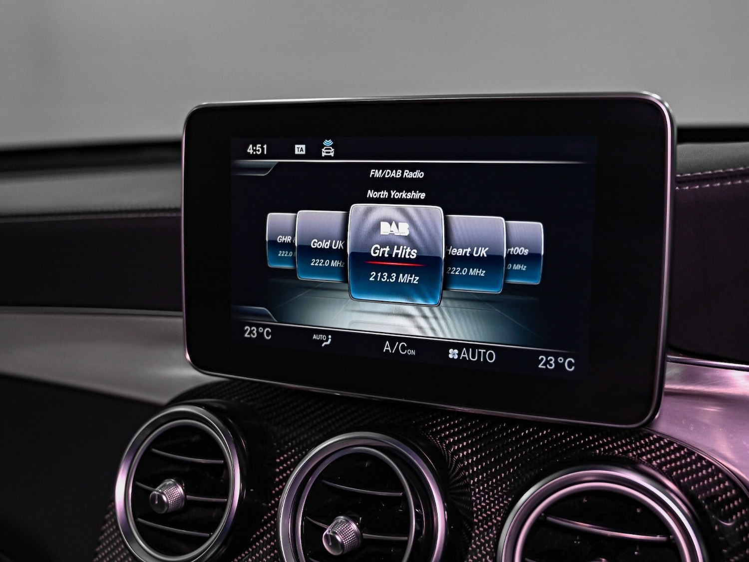 Used Mercedes-Benz GLC 2019 for sale - 77133877: Photo 14