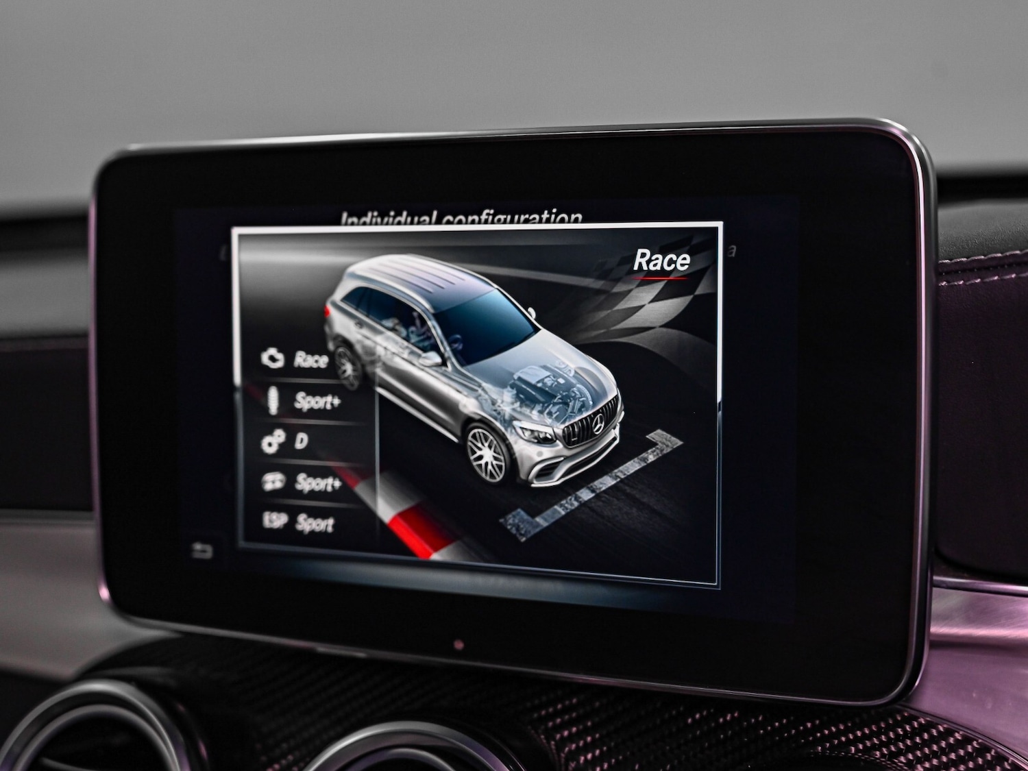 Used Mercedes-Benz GLC 2019 for sale - 77133877: Photo 17