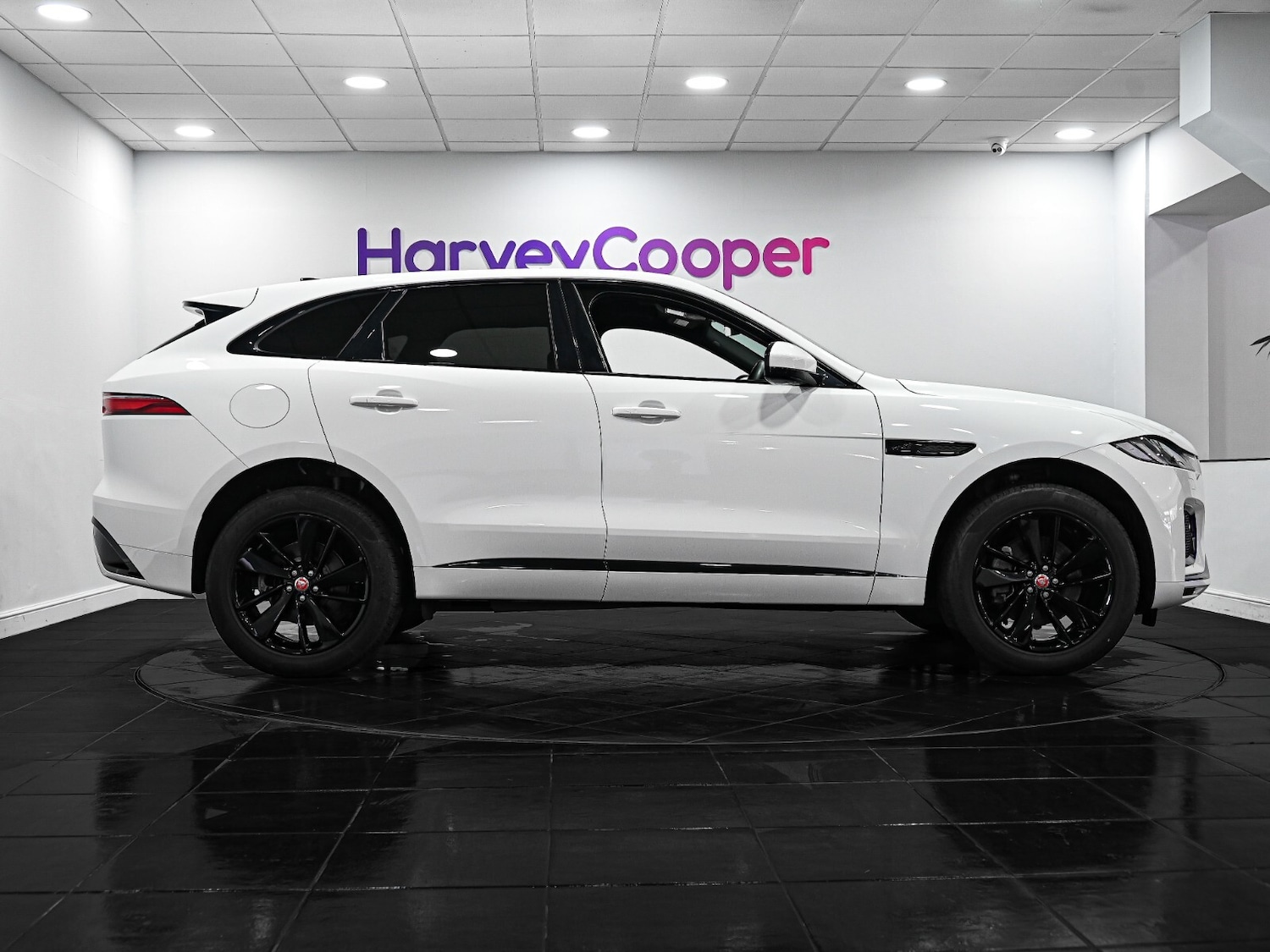 Used Jaguar F-Pace 2022 for sale - 77393469: Photo 5