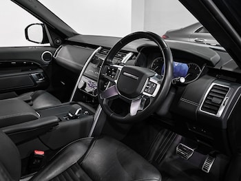 Used Land Rover Discovery 2023 for sale - 76872530: Photo