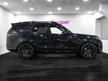 Used Land Rover Discovery 2023 for sale - 76872530: Photo