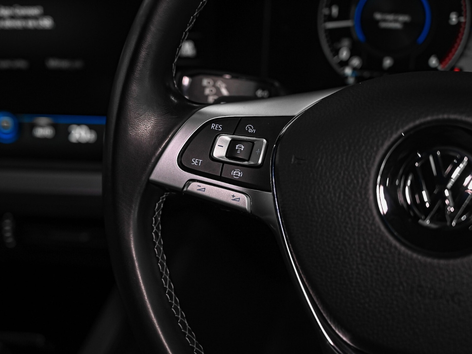 Used Volkswagen Touareg 2019 for sale - 76868473: Photo 9