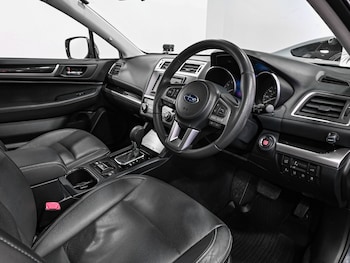 Used Subaru Outback 2016 for sale - 76567893: Photo