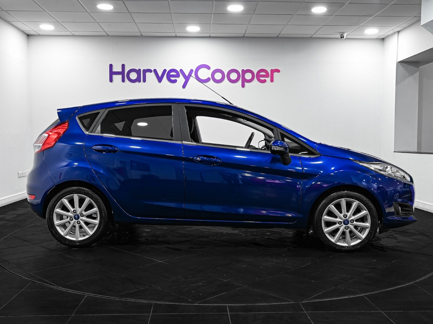 Used Ford Fiesta 2016 for sale - 77247931: Photo 4