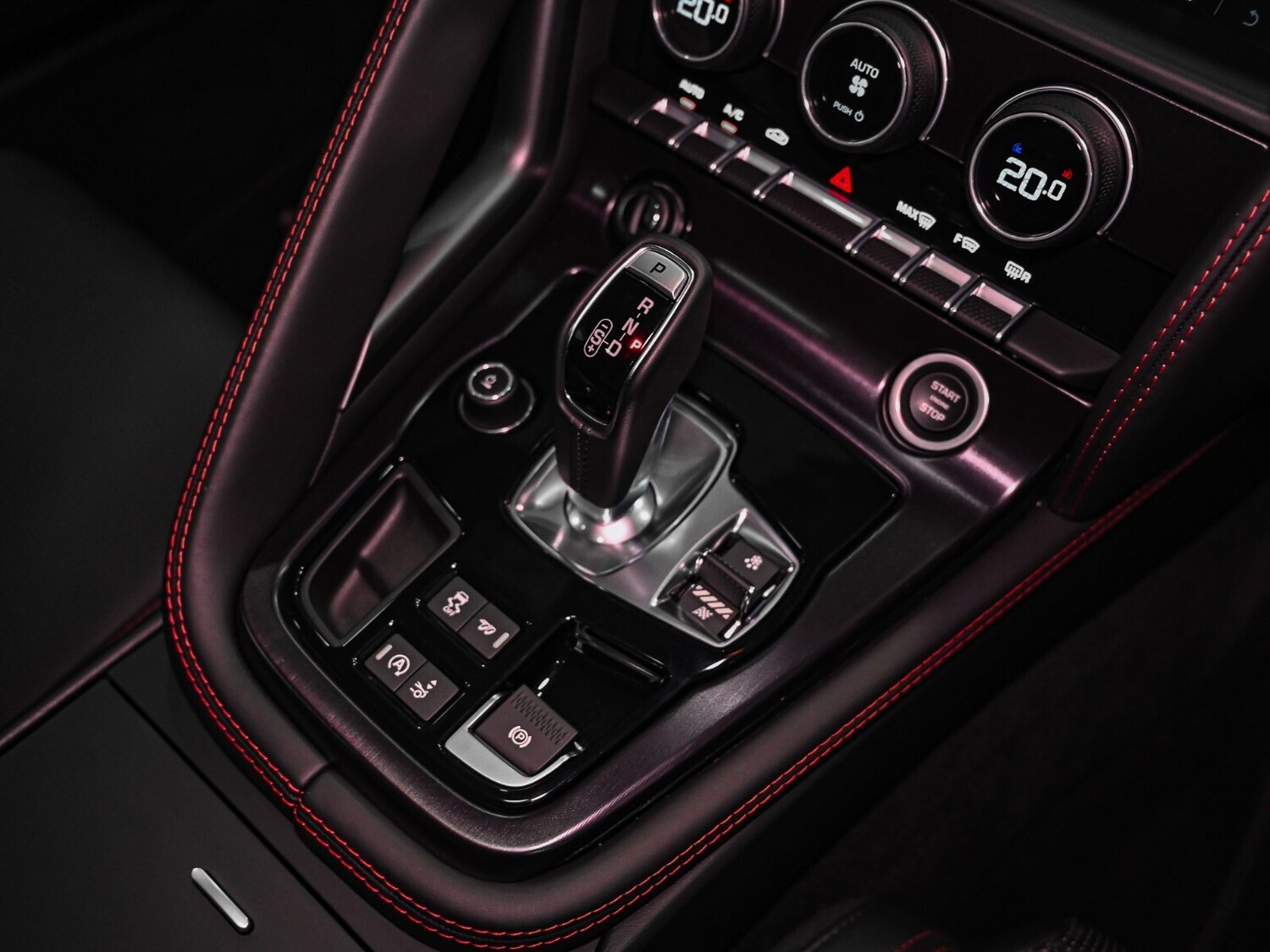 Used Jaguar F-Type 2019 for sale - 76074438: Photo 14