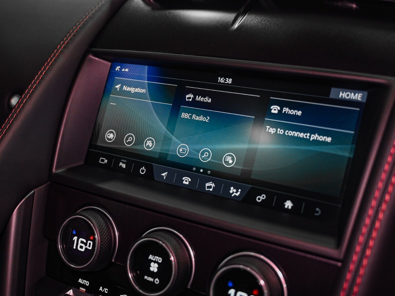 Used Jaguar F-Type 2019 for sale - 76074438: Photo 18