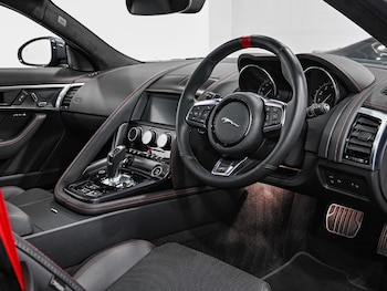 Used Jaguar F-Type 2019 for sale - 76074438: Photo 2