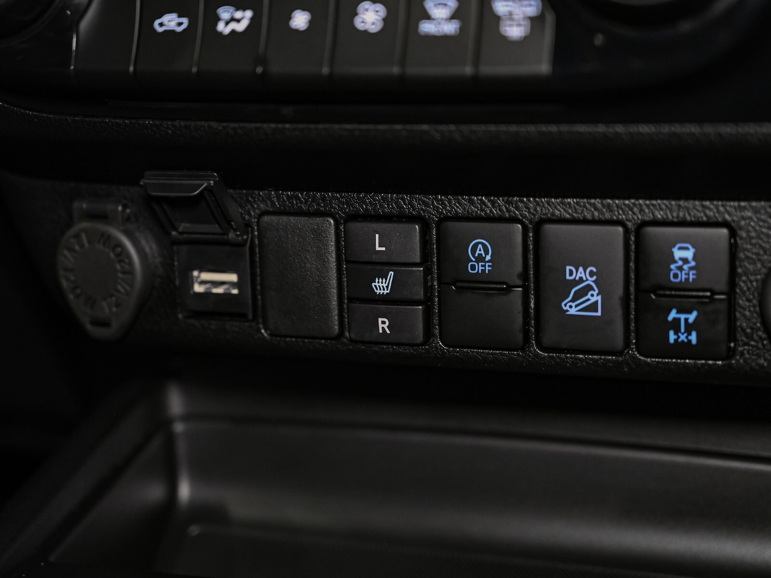 Used Toyota Hilux 2025 for sale - 76881787: Photo 13