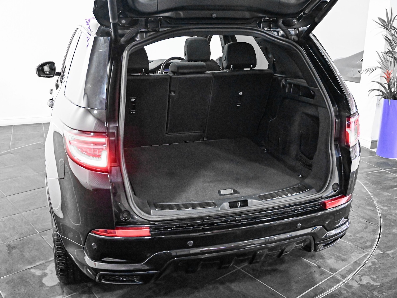 Used Land Rover Discovery Sport 2022 for sale - 76647918: Photo 24