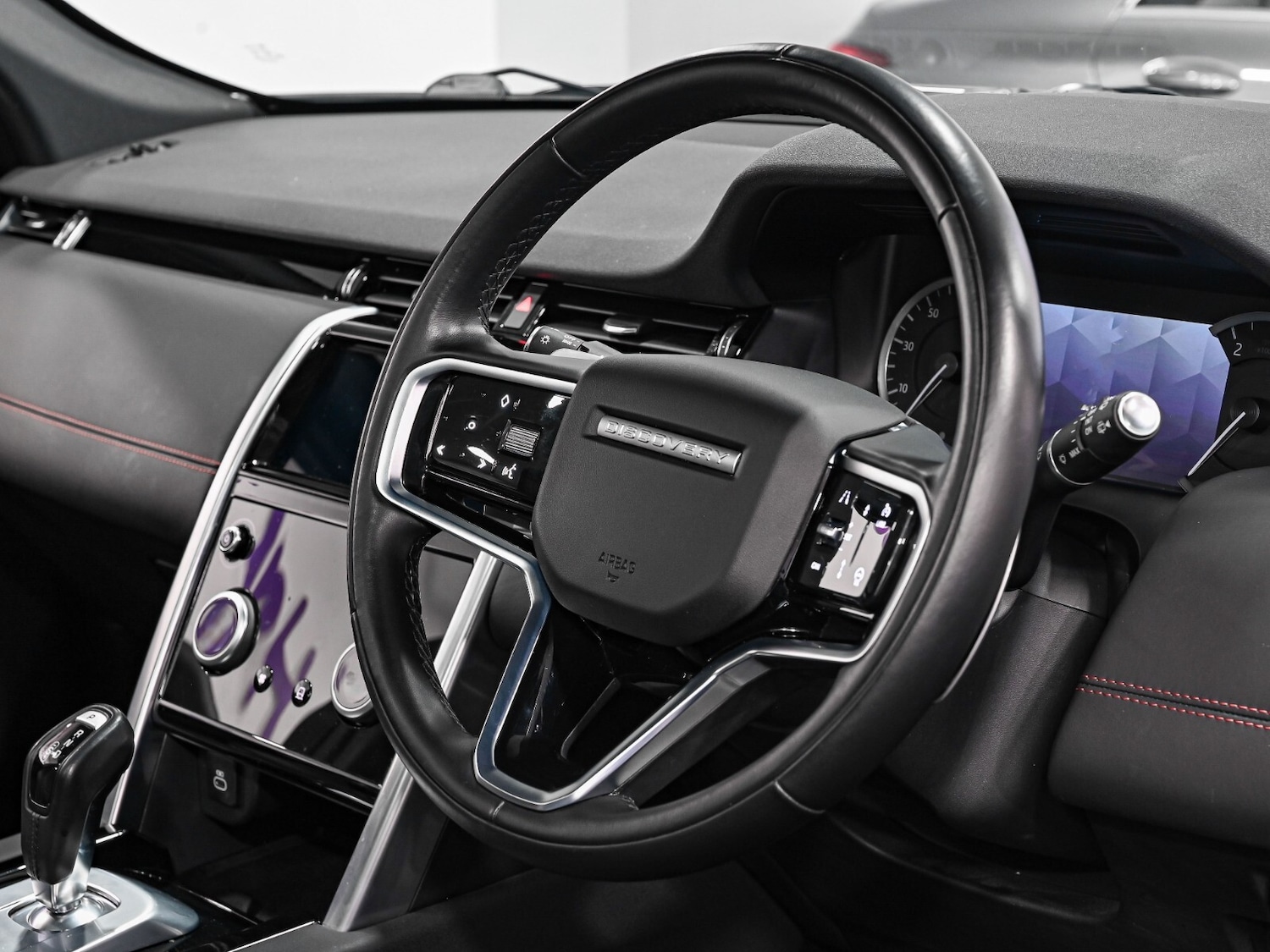 Used Land Rover Discovery Sport 2022 for sale - 76647918: Photo 8