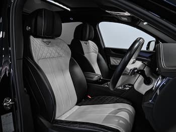 Used Bentley Bentayga 2018 for sale - 79640554: Photo
