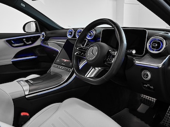 Used Mercedes-Benz C Class 2024 for sale - 77665082: Photo