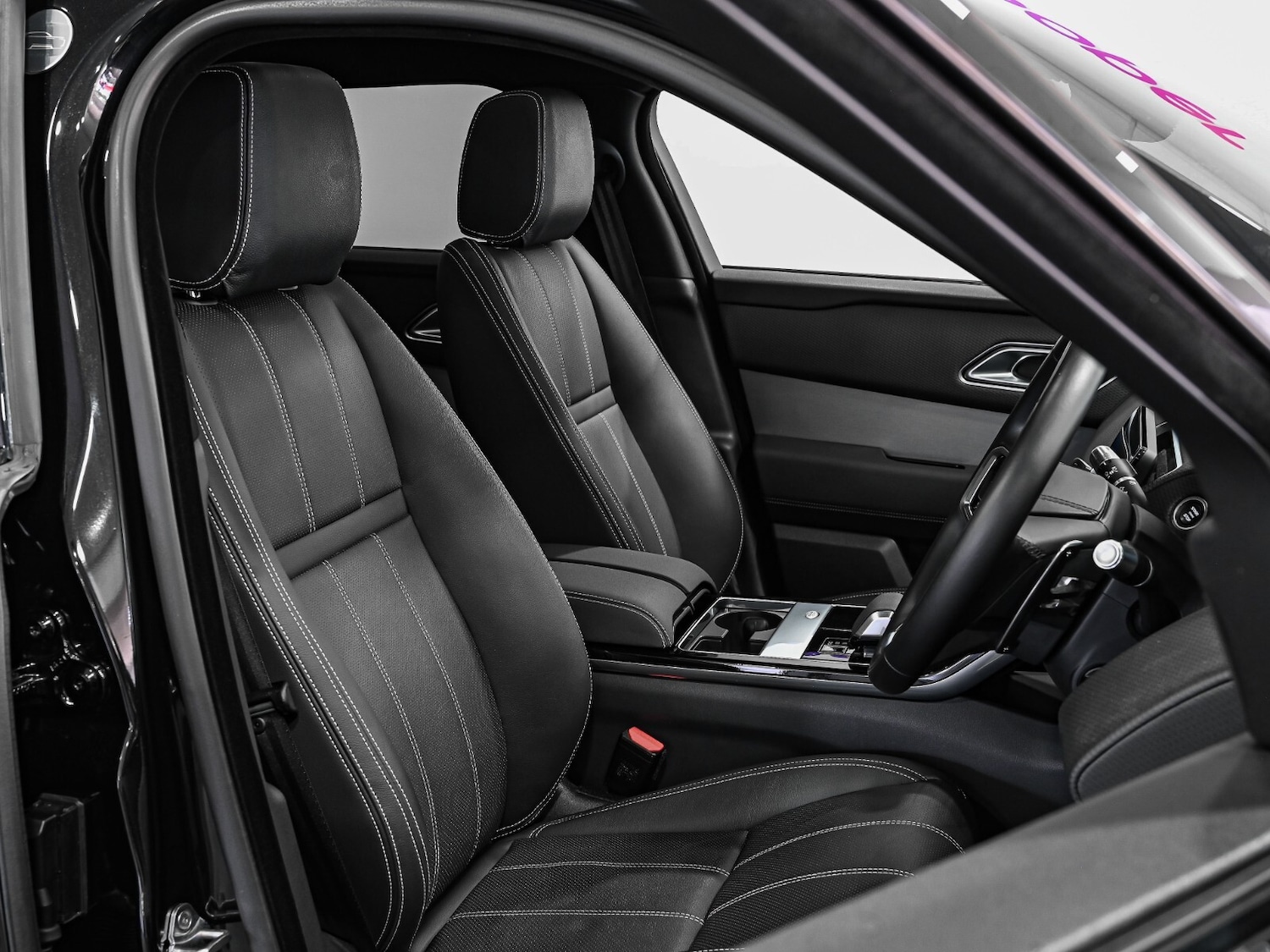 Used Land Rover Range Rover Velar 2022 for sale - 77274060: Photo 3