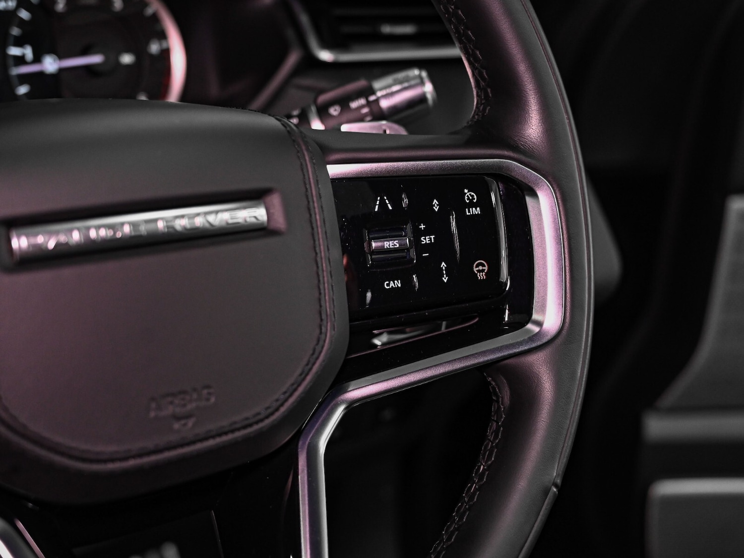 Used Land Rover Range Rover Velar 2022 for sale - 77274060: Photo 9