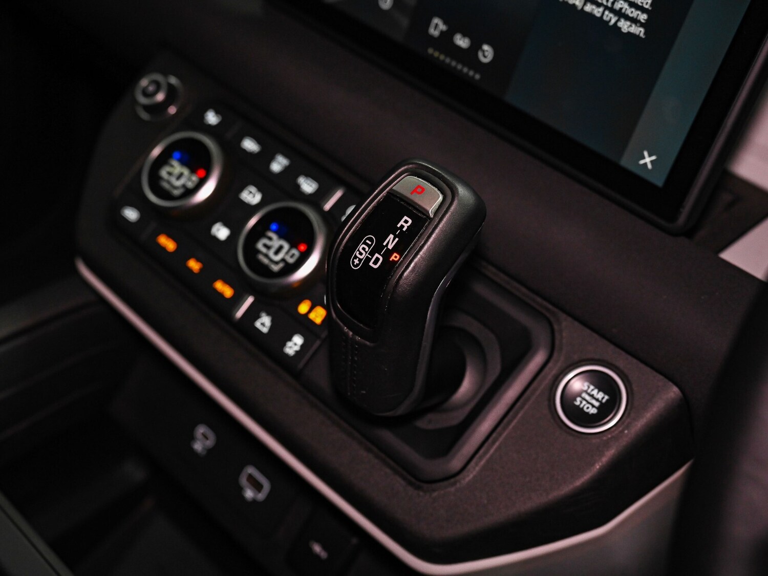 Used Land Rover Defender 2021 for sale - 76276156: Photo 10