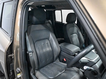 Used Land Rover Defender 2021 for sale - 76276156: Photo 3