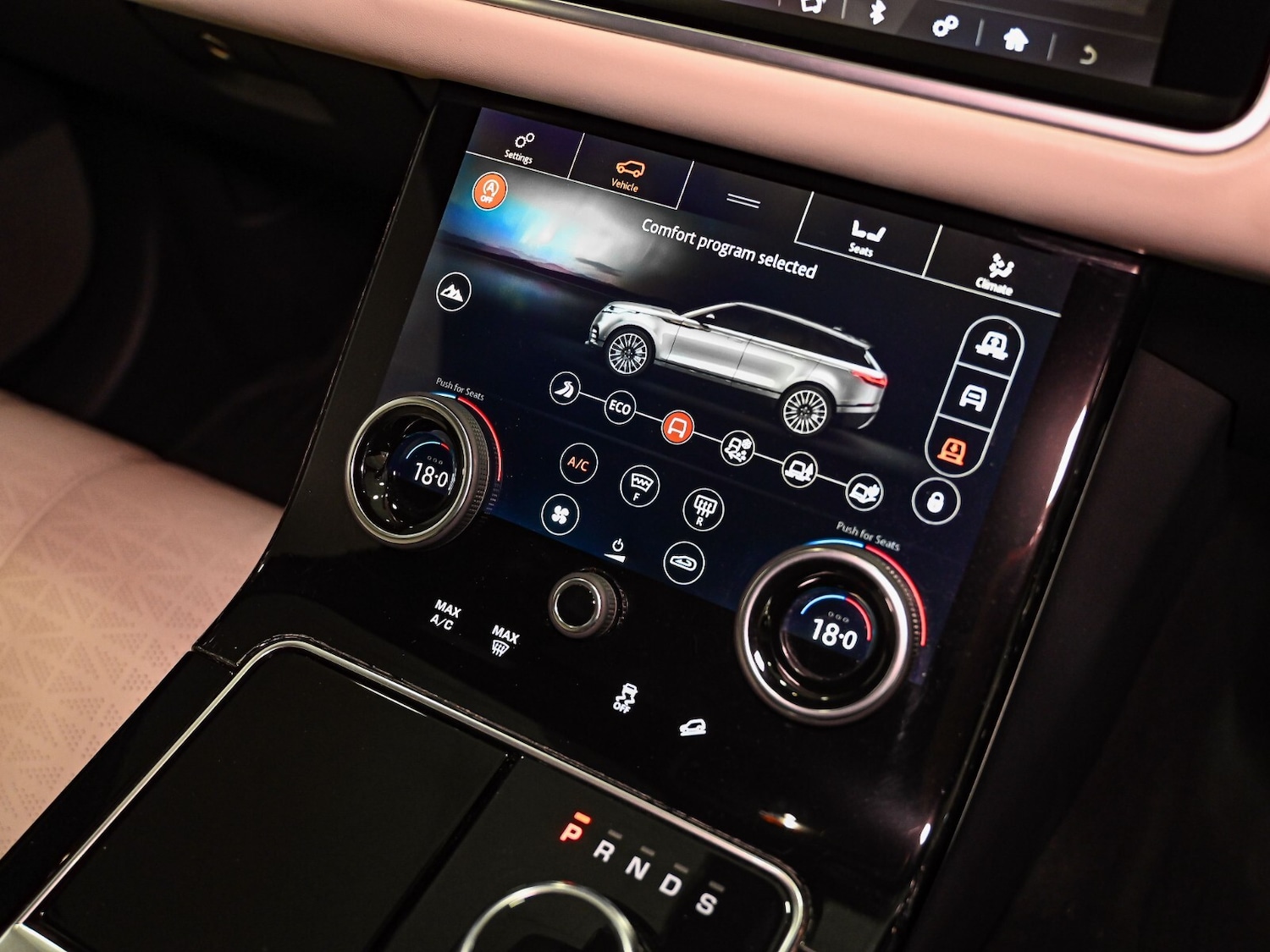 Used Land Rover Range Rover Velar 2019 for sale - 77218838: Photo 13