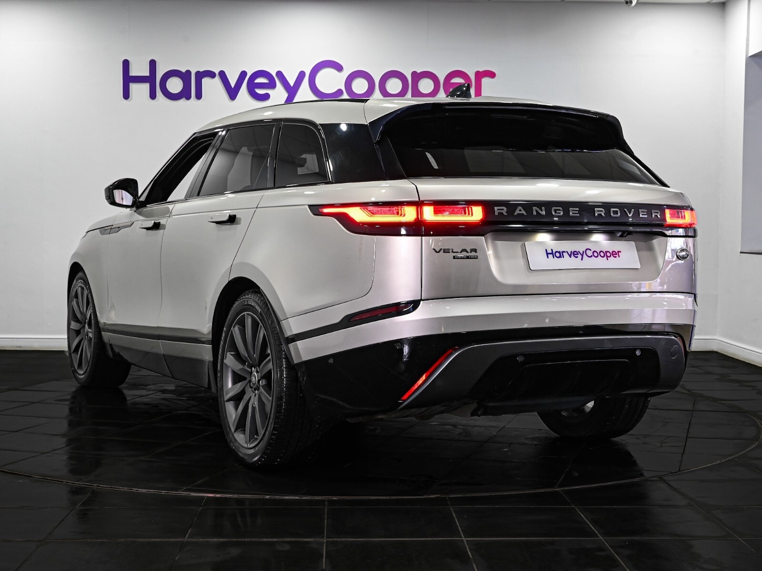 Used Land Rover Range Rover Velar 2019 for sale - 77218838: Photo 6