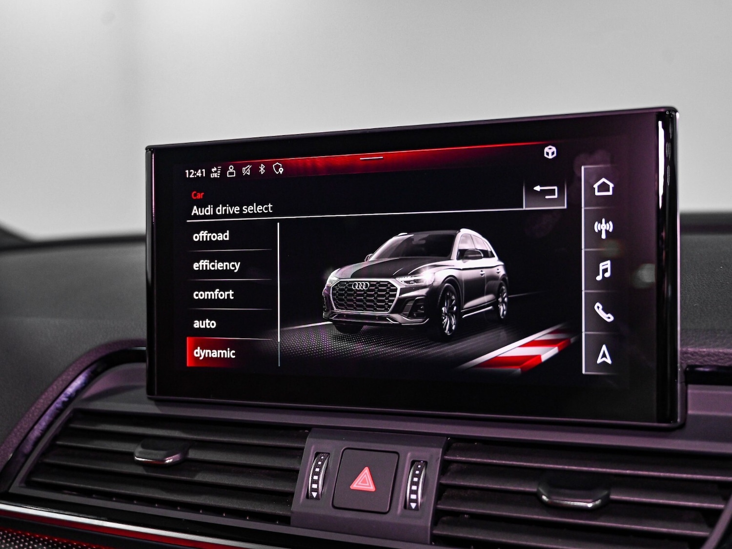 Used Audi Q5 2023 for sale - 76872521: Photo 15