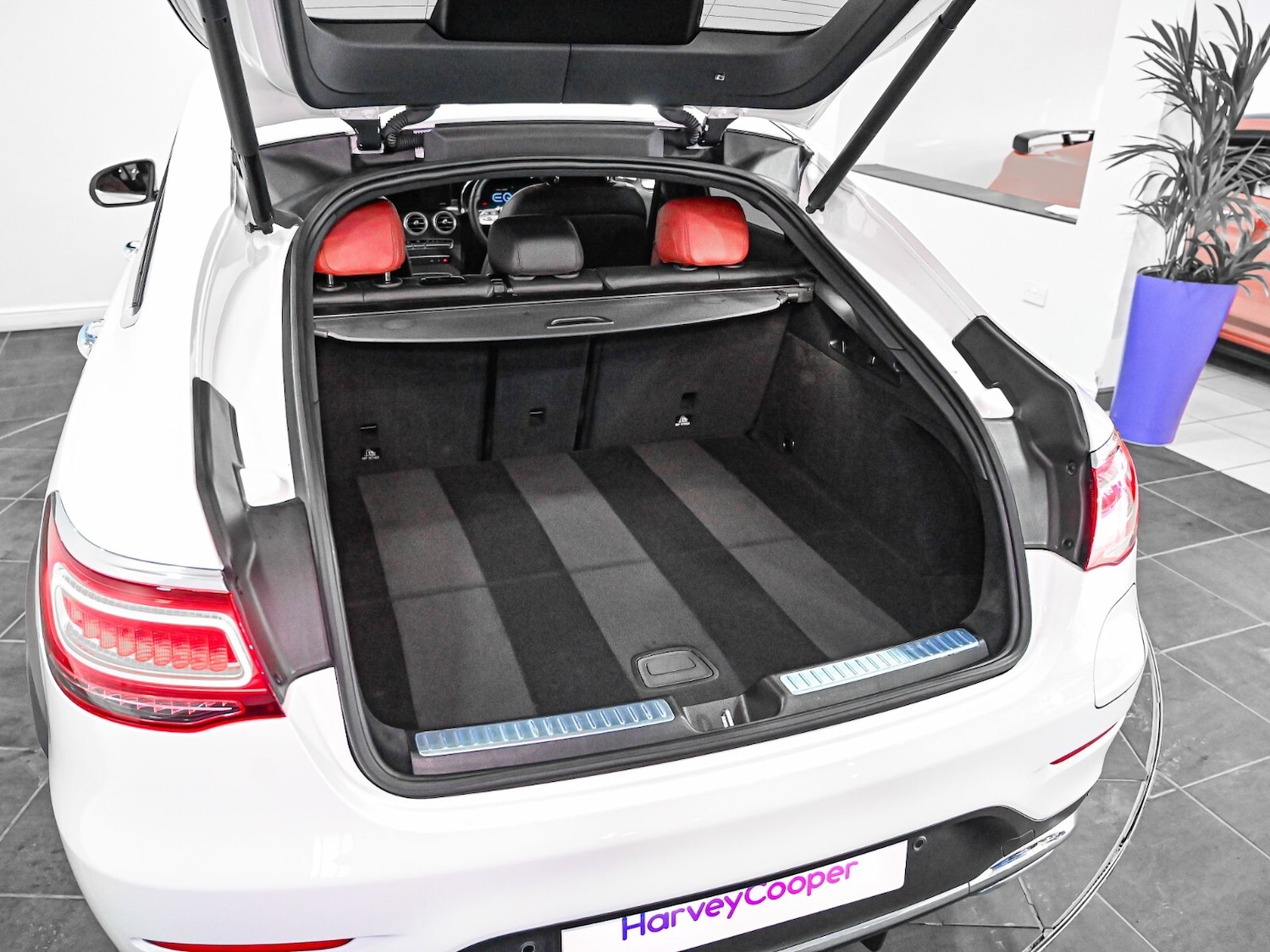 Used Mercedes-Benz GLC 2021 for sale - 77198202: Photo 28