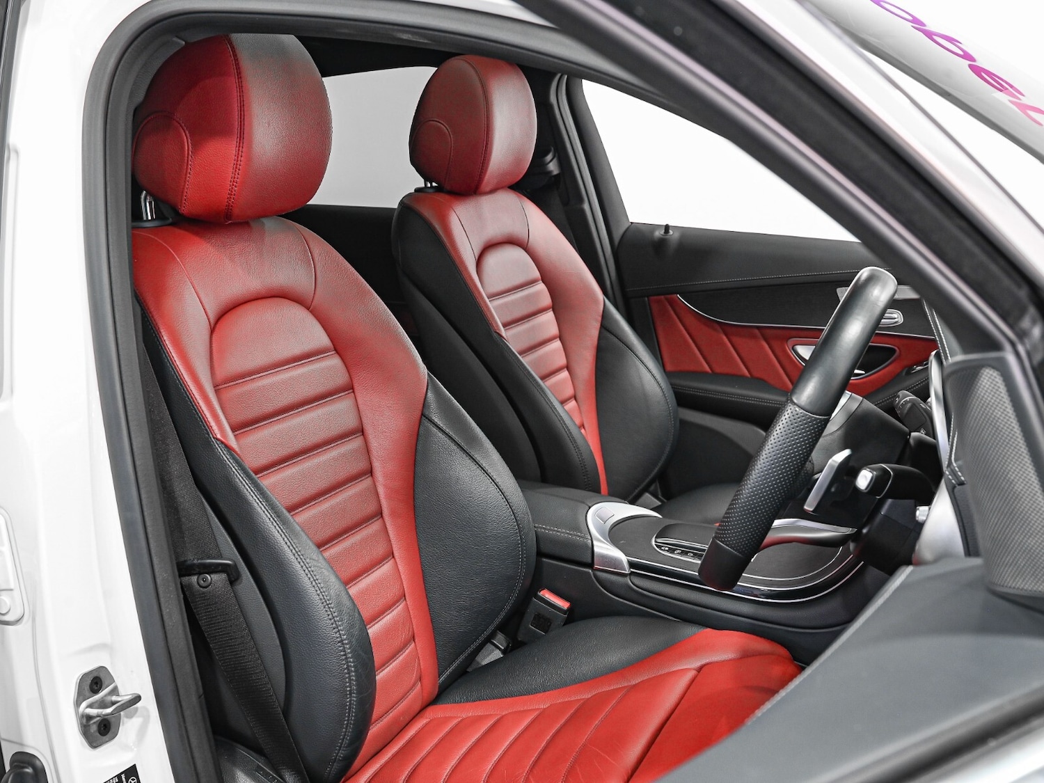 Used Mercedes-Benz GLC 2021 for sale - 77198202: Photo 3