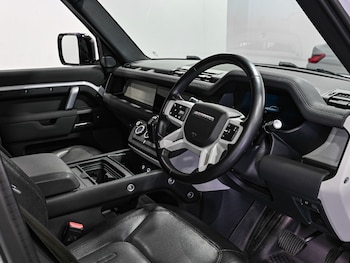 Used Land Rover Defender 2021 for sale - 79321143: Photo