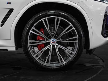 Used BMW X4 2023 for sale - 76351011: Photo
