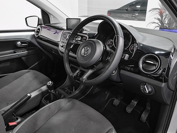 Used Volkswagen up! 2014 for sale - 76817809: Photo