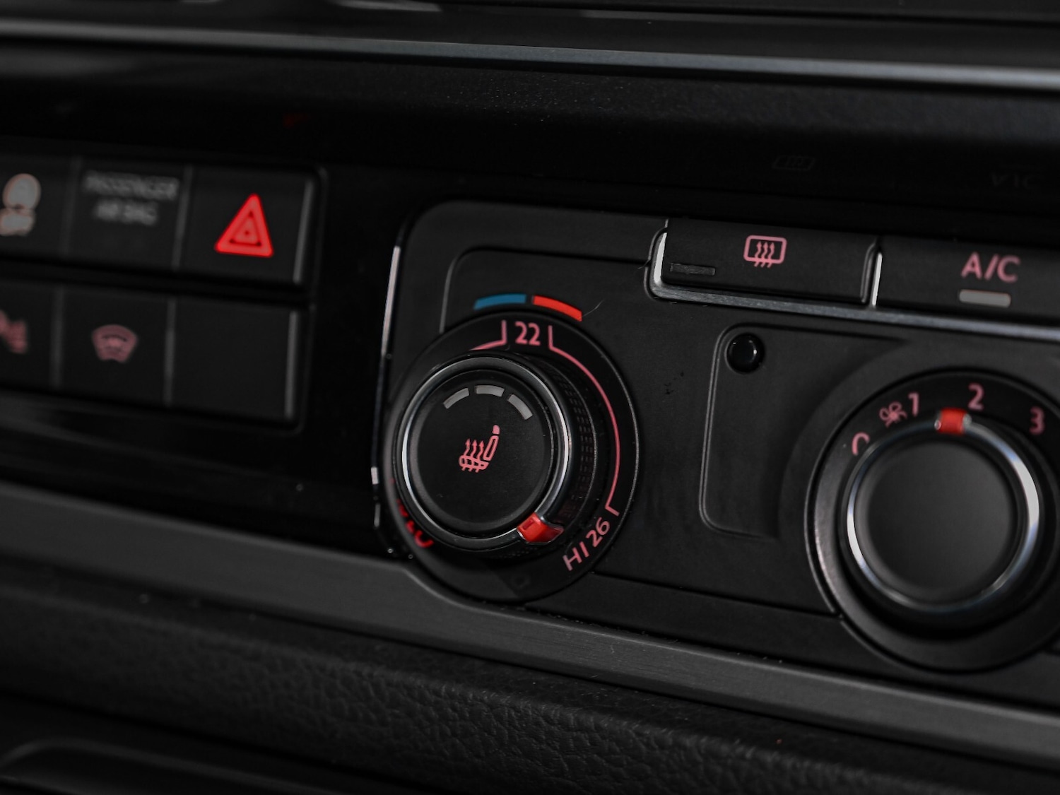 Used Volkswagen Transporter 2018 for sale - 76870615: Photo 16