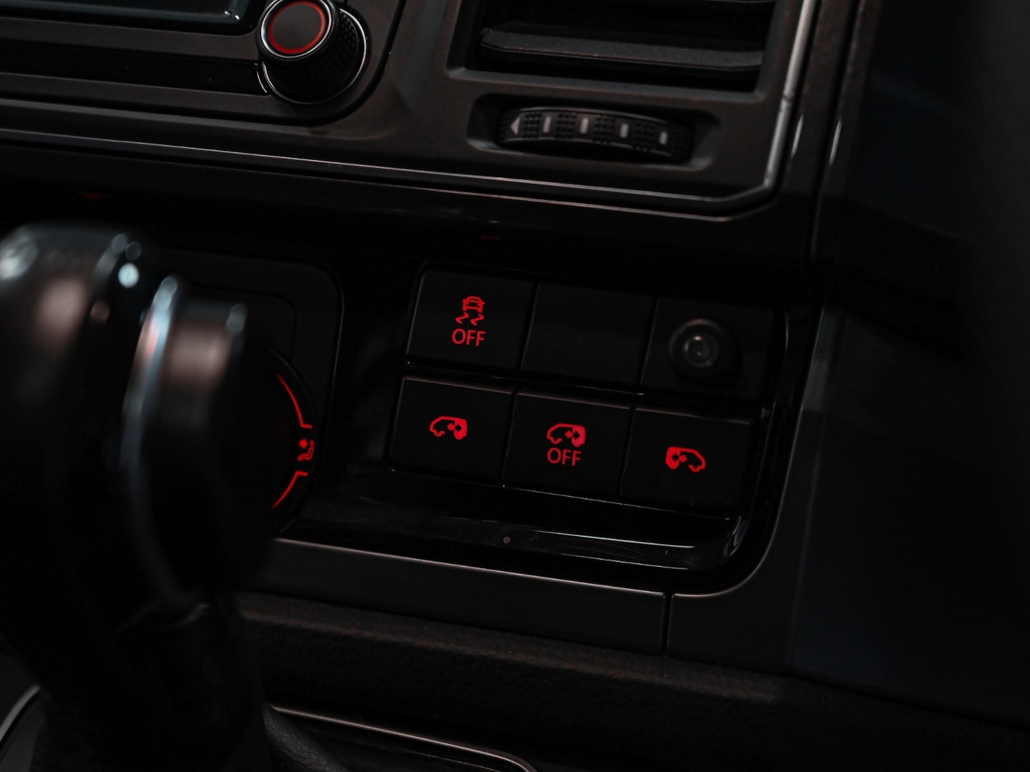 Used Volkswagen Transporter 2018 for sale - 76870615: Photo 17