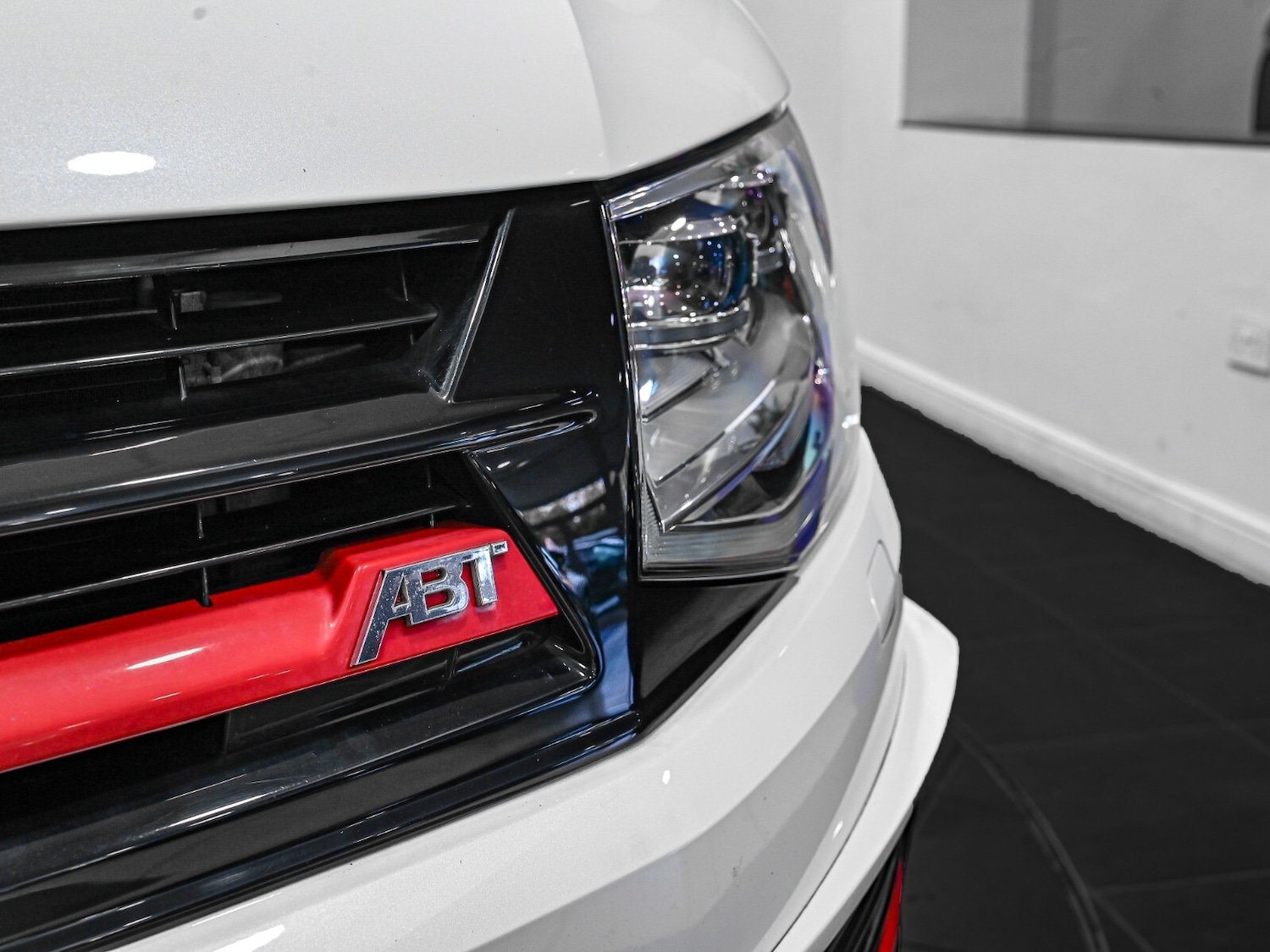 Used Volkswagen Transporter 2018 for sale - 76870615: Photo 21