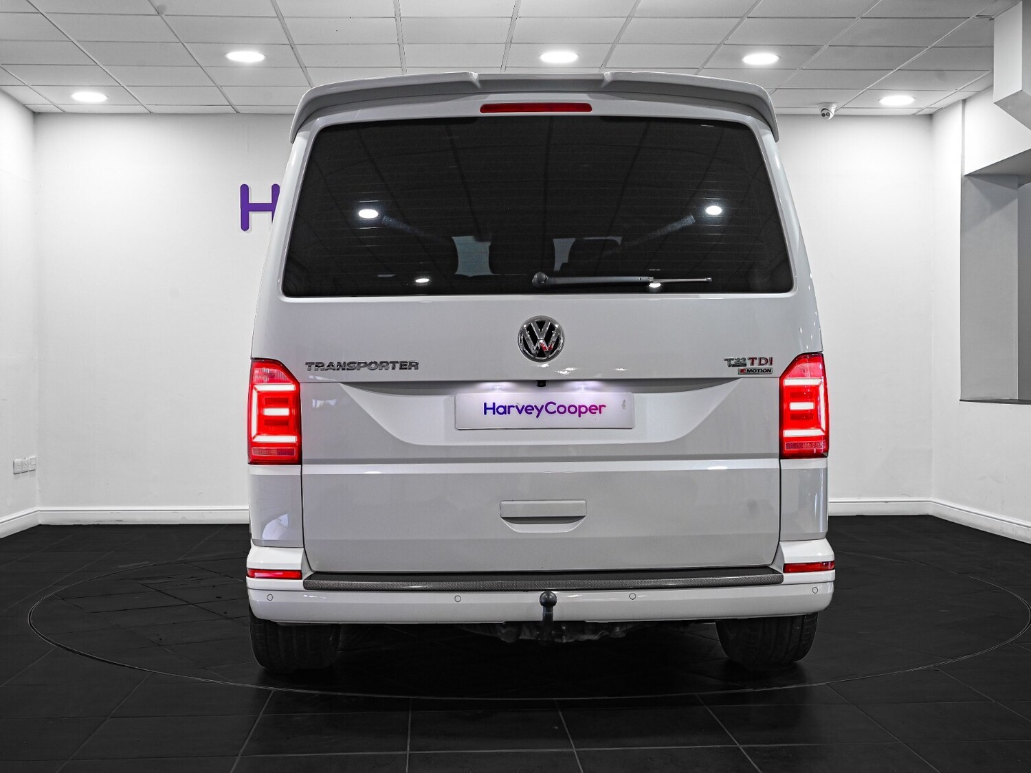 Used Volkswagen Transporter 2018 for sale - 76870615: Photo 23