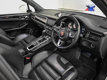 Used Porsche Macan 2020 for sale - 79747459: Photo