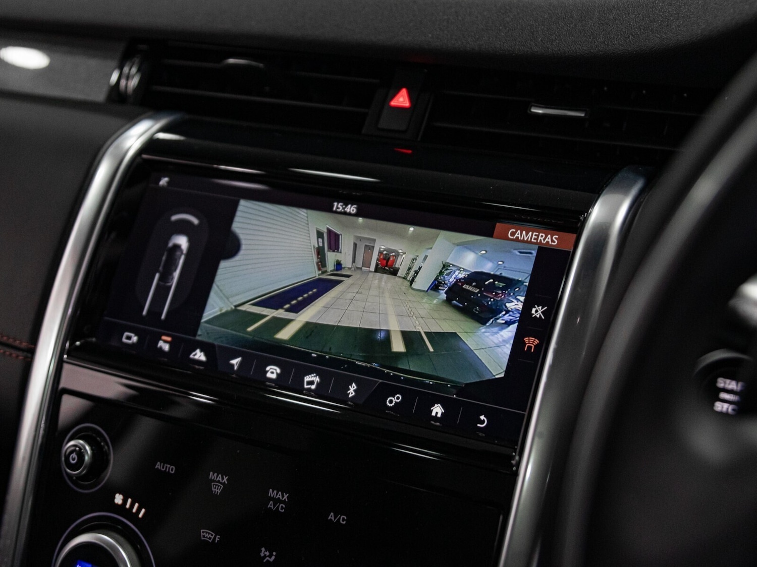 Used Land Rover Discovery Sport 2022 for sale - 76872356: Photo 12