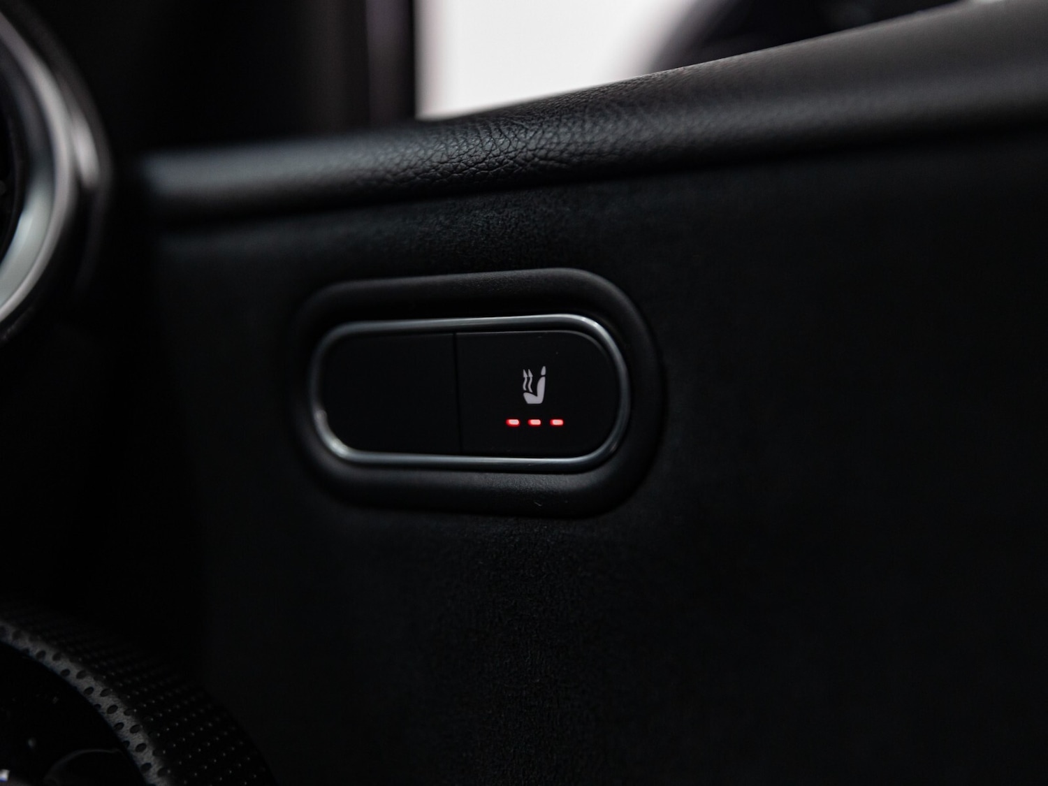 Used Mercedes-Benz A-Class 2018 for sale - 77795128: Photo 15