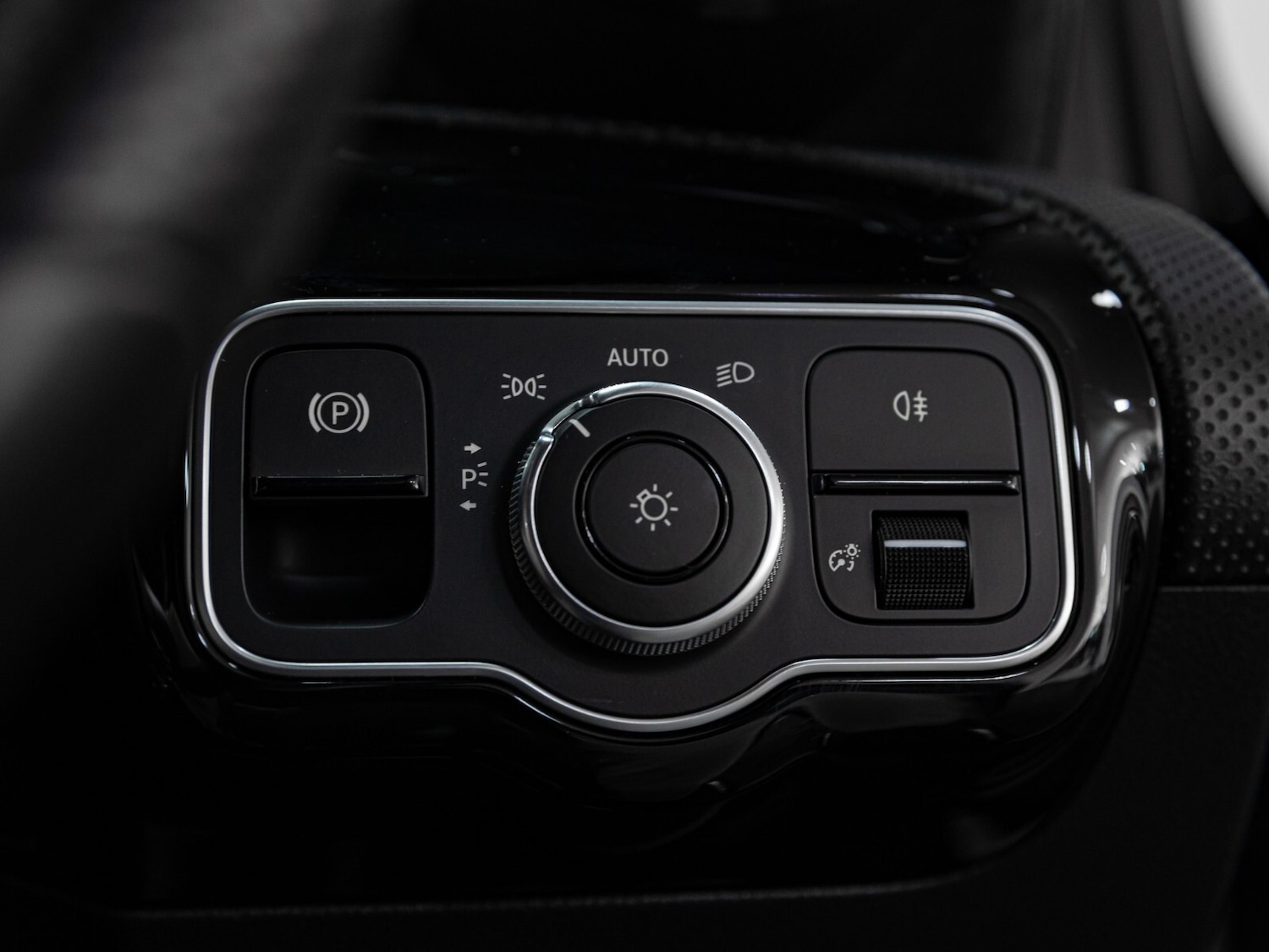 Used Mercedes-Benz A-Class 2018 for sale - 77795128: Photo 30