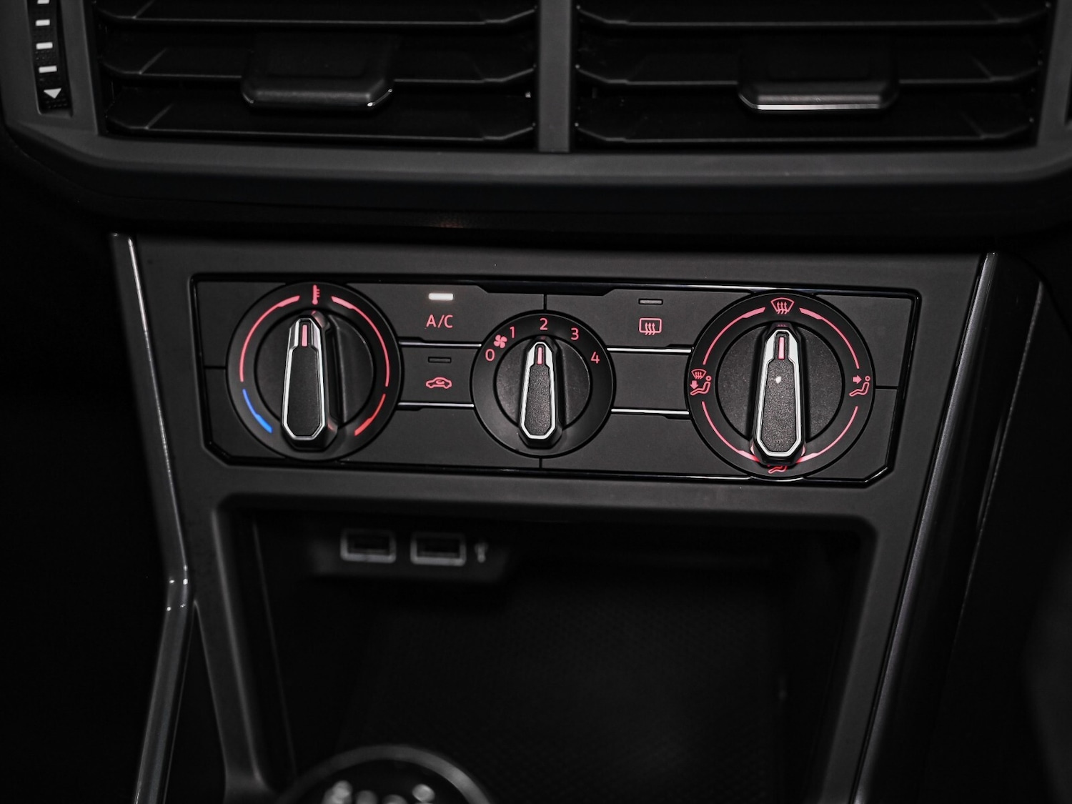 Used Volkswagen Polo 2020 for sale - 76874282: Photo 13