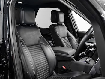 Used Land Rover Discovery 2023 for sale - 76652626: Photo