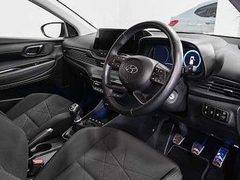 Used Hyundai BAYON 2023 for sale - 79465522: Photo