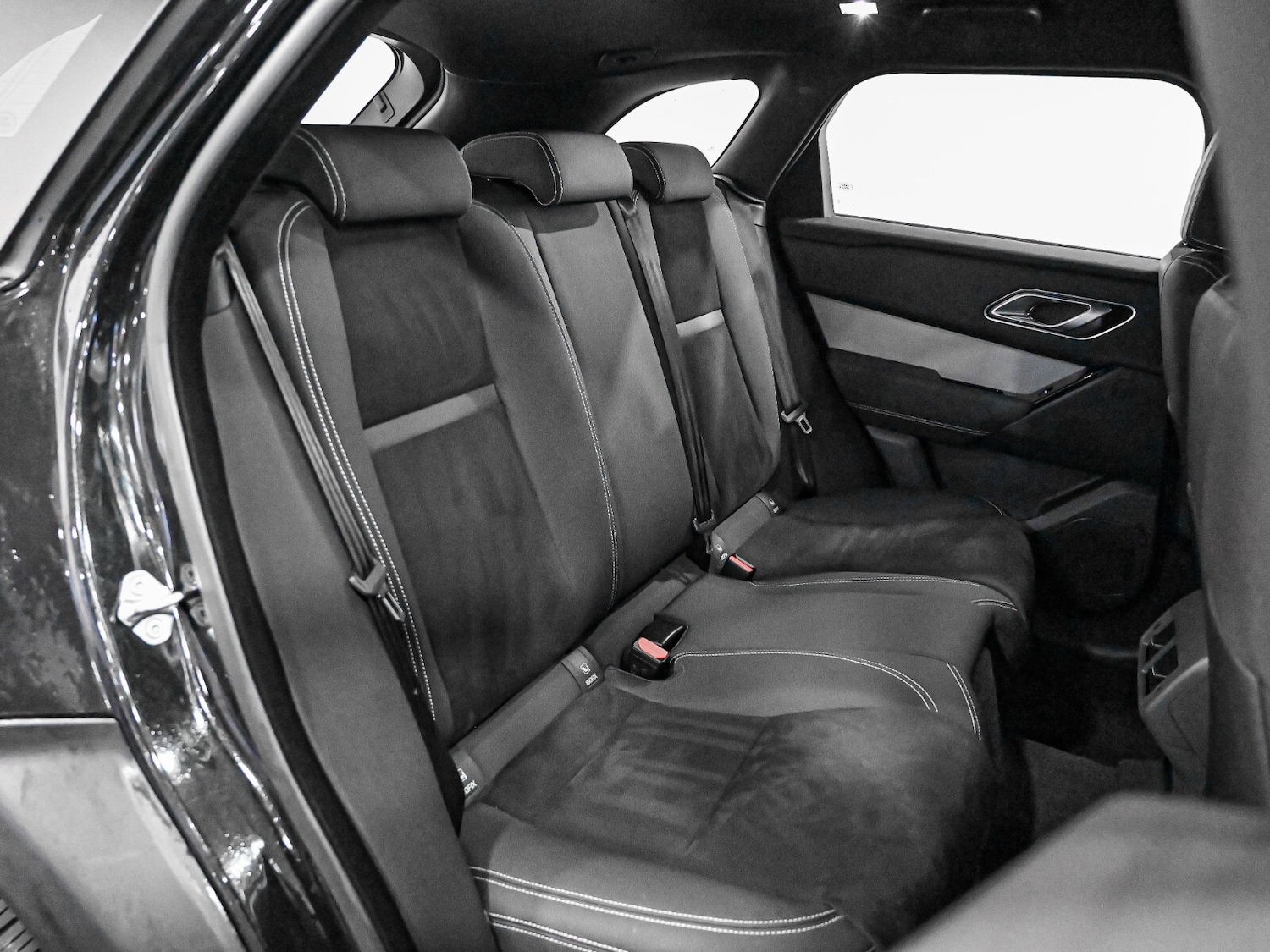 Used Land Rover Range Rover Velar 2022 for sale - 76872775: Photo 18