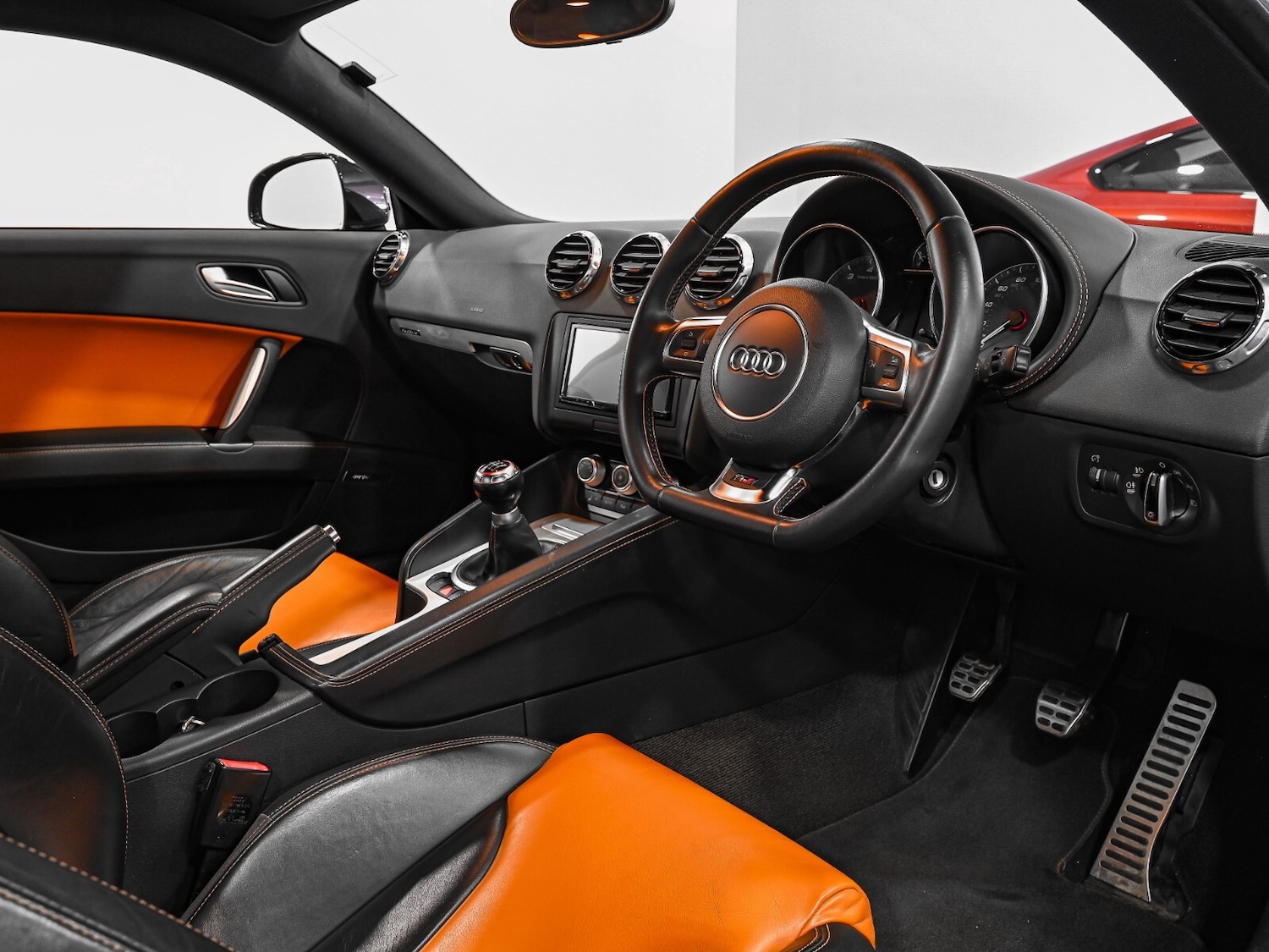 Used Audi TT 2013 for sale - 76241570: Photo 2