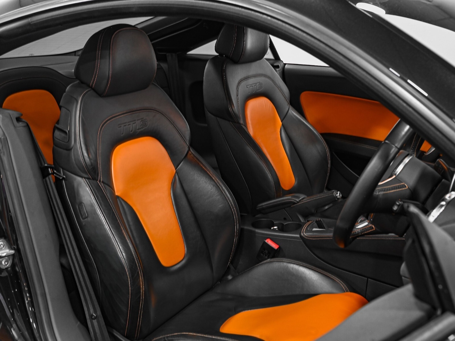 Used Audi TT 2013 for sale - 76241570: Photo 3