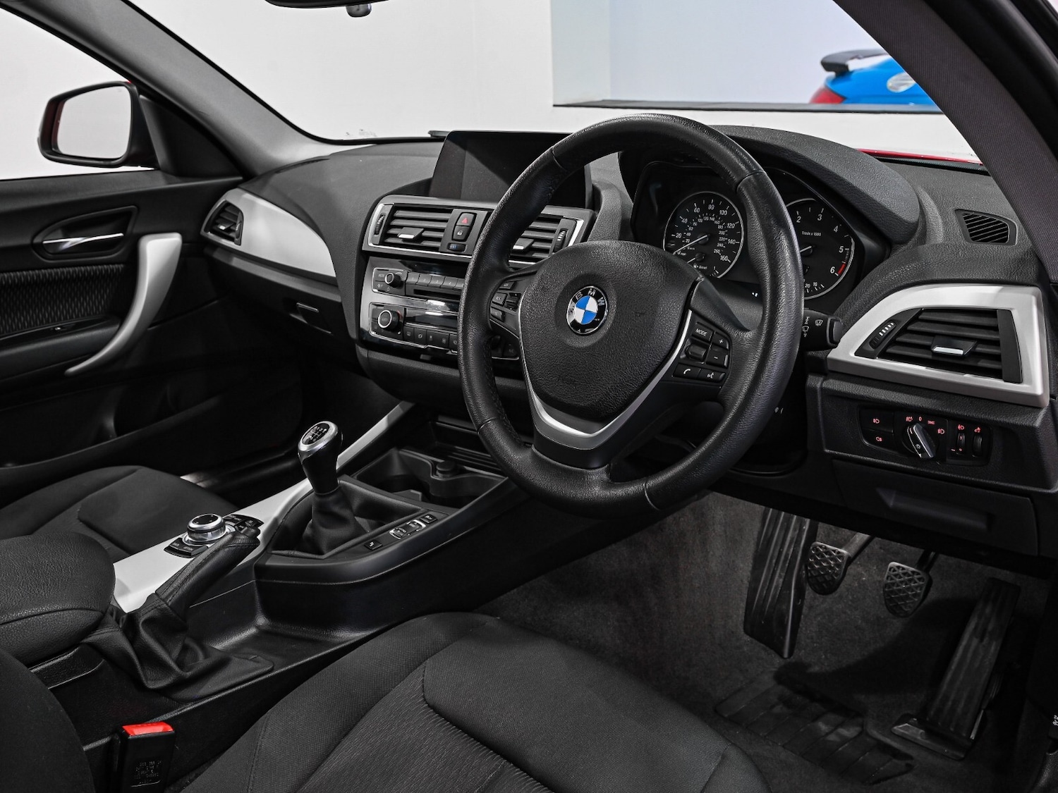 Used BMW 2 Series 2017 for sale - 77434807: Photo 5