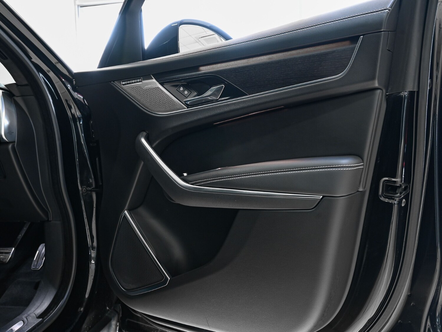 Used Jaguar F-Pace 2023 for sale - 77552386: Photo 22