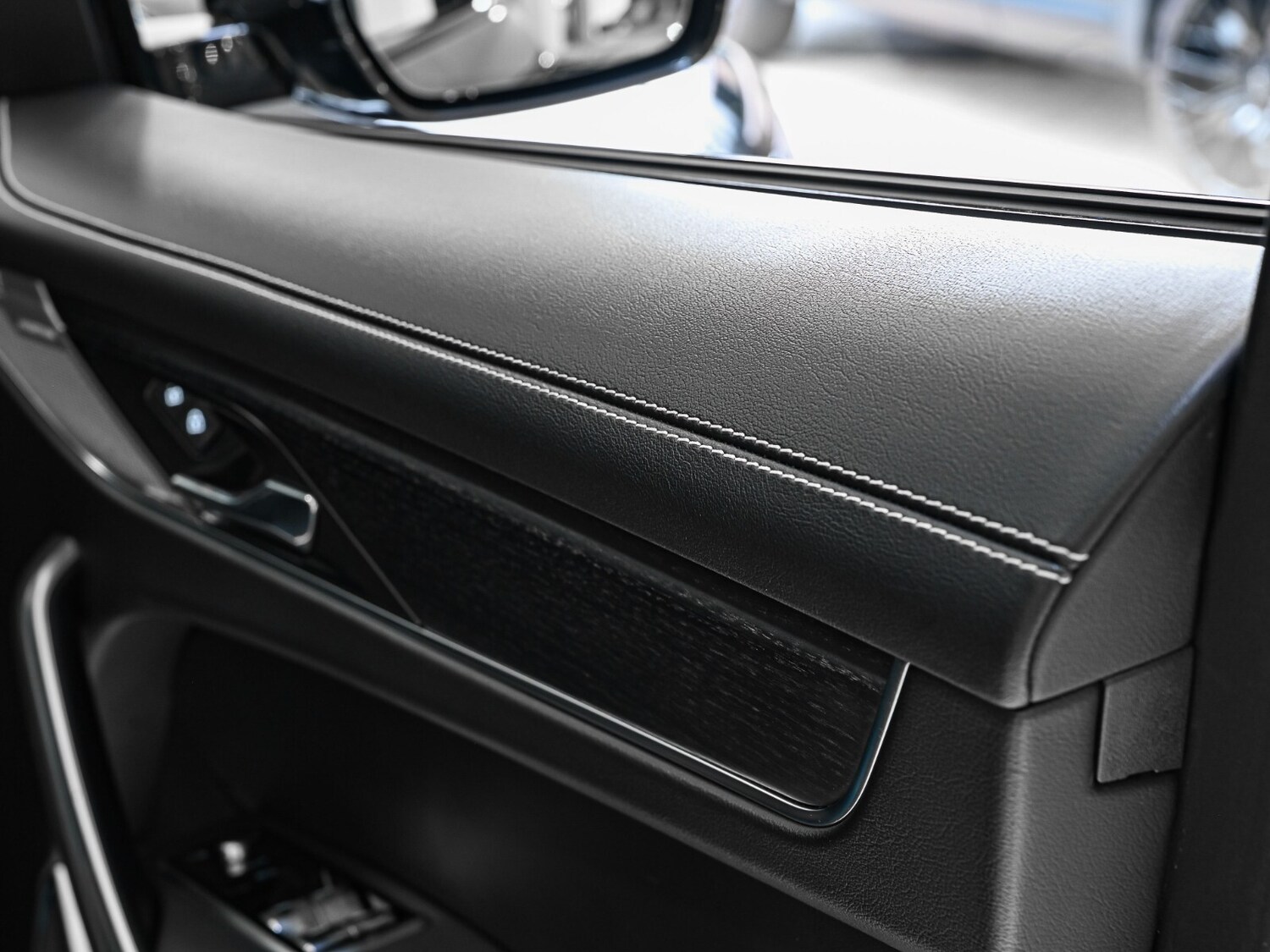 Used Jaguar F-Pace 2023 for sale - 77552386: Photo 25