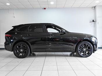 Used Jaguar F-Pace 2023 for sale - 77552386: Photo