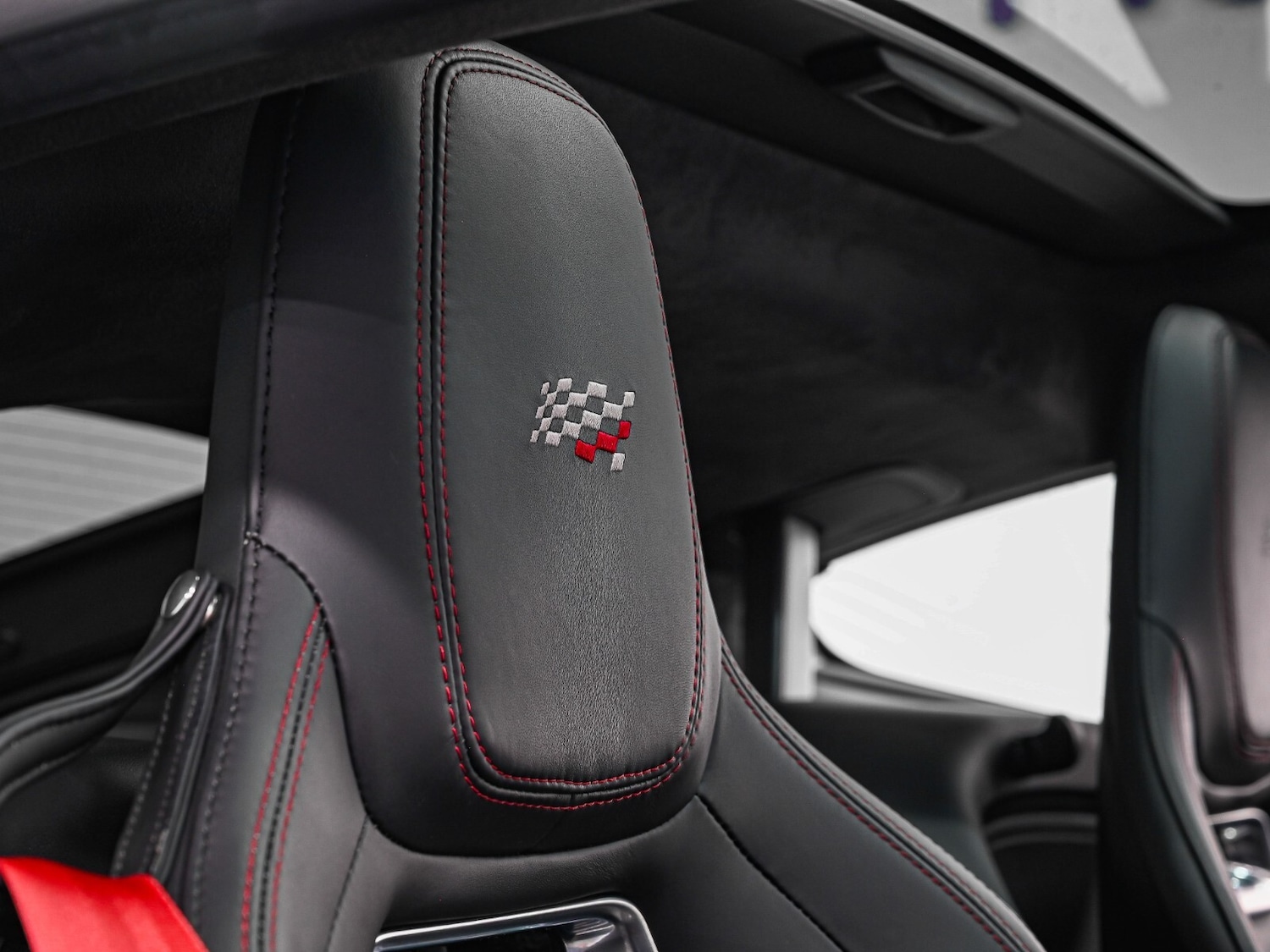 Used Jaguar F-Type 2019 for sale - 76870542: Photo 13